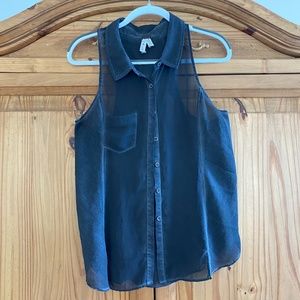 Free People racer back button up with collar.